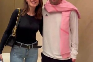 女网红和梅西合影：结婚后我人生中最幸福的时刻