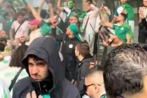 赛前阿尔及利亚球迷高唱:梅西是真主敌人,我们将摧毁异教徒阿根廷