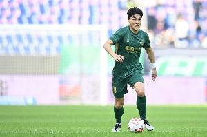 记者：朴镇燮将出征世界杯，浙江队外援均已抵陕备战足协杯