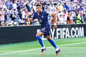 真法国超跑！姆巴佩全场冲刺8290.1米，最高时速达36.5km/h！