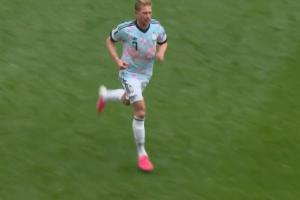 比利时0-2落后，德布劳内第56分钟被换下场