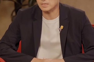 球员有偶像，裁判也有偶像！马宁：我的偶像是科里纳